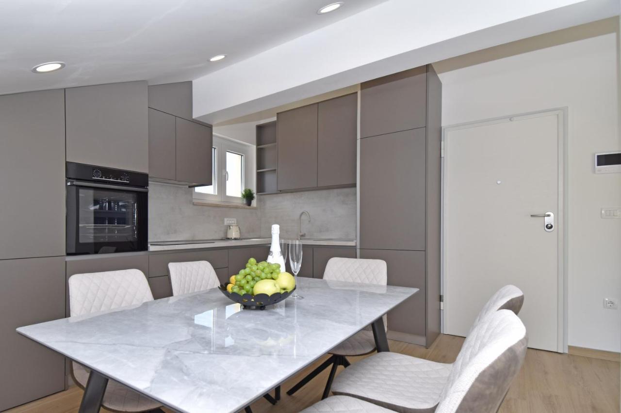 Luxury Apartments Luna Tucepi Luaran gambar