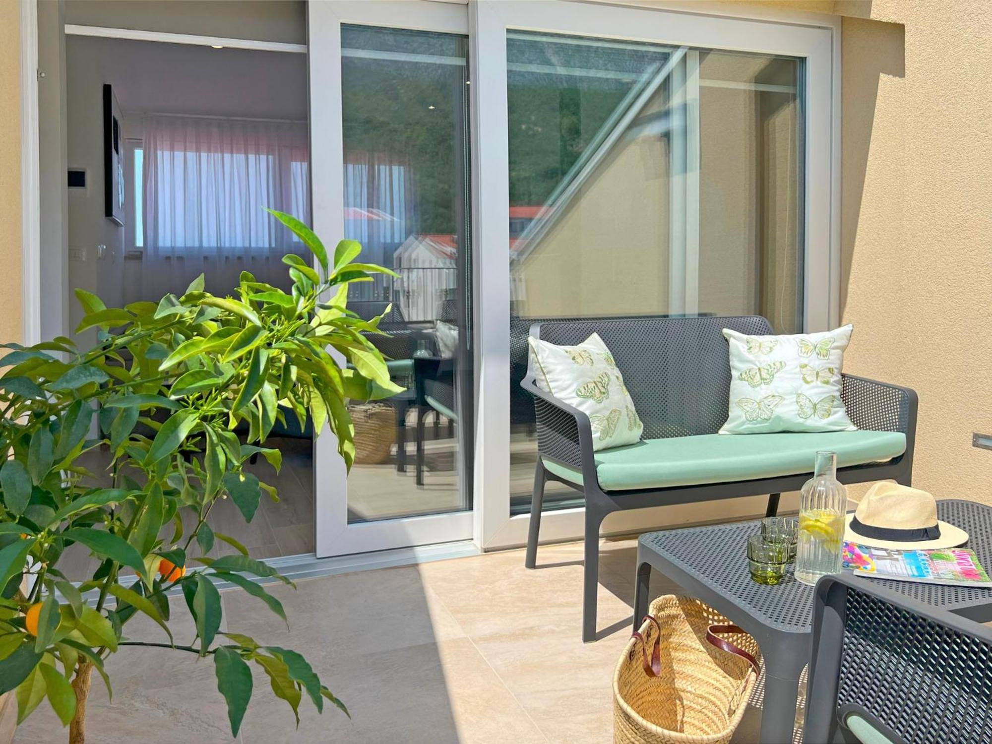 Luxury Apartments Luna Tucepi Luaran gambar